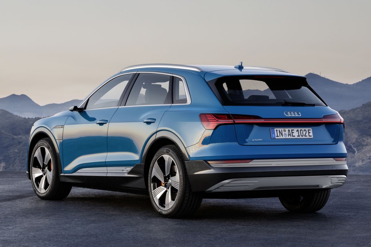 Audi e-tron · Mavi — görsel 3