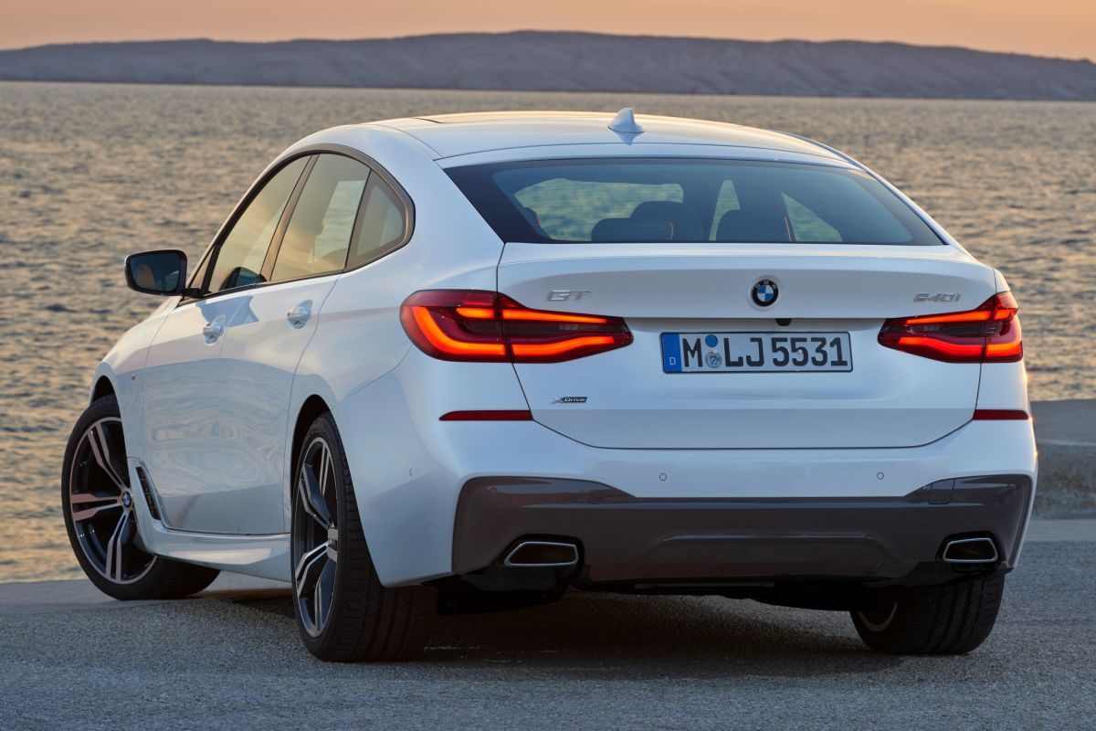 BMW 6 Serisi Gran Turismo · Beyaz — görsel 3
