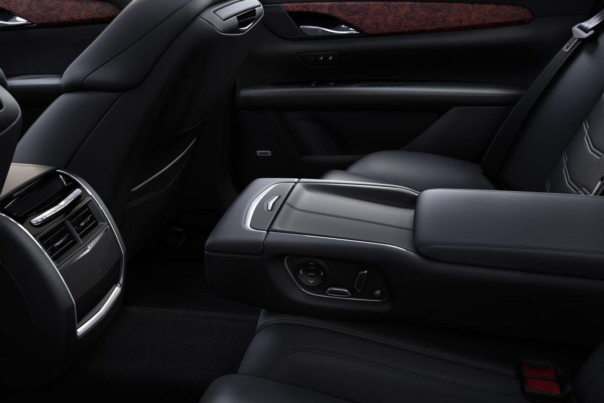 Cadillac CT6 · Beyaz — görsel 5